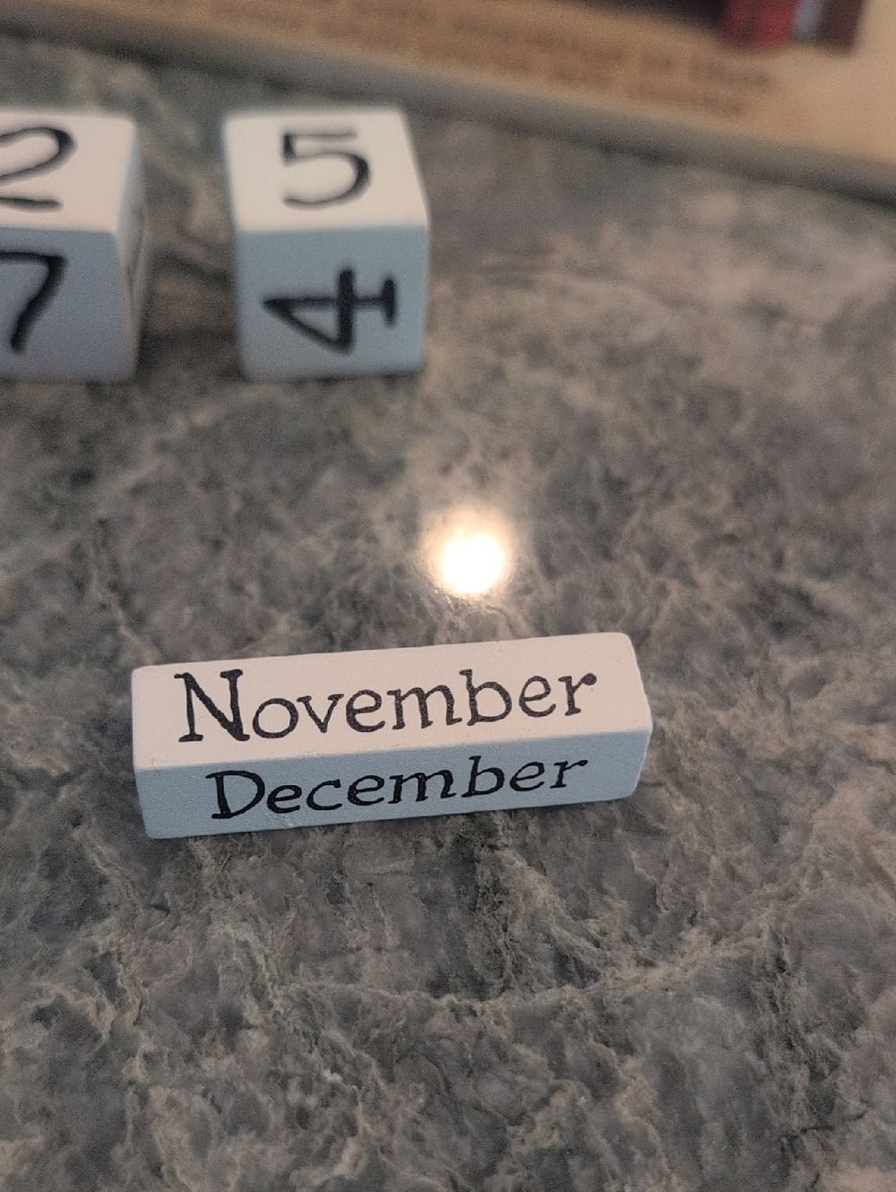 Peanuts Snoopy & Charlie Brown Perpetual Desk Calendar, Collectible - Picture 9 of 15